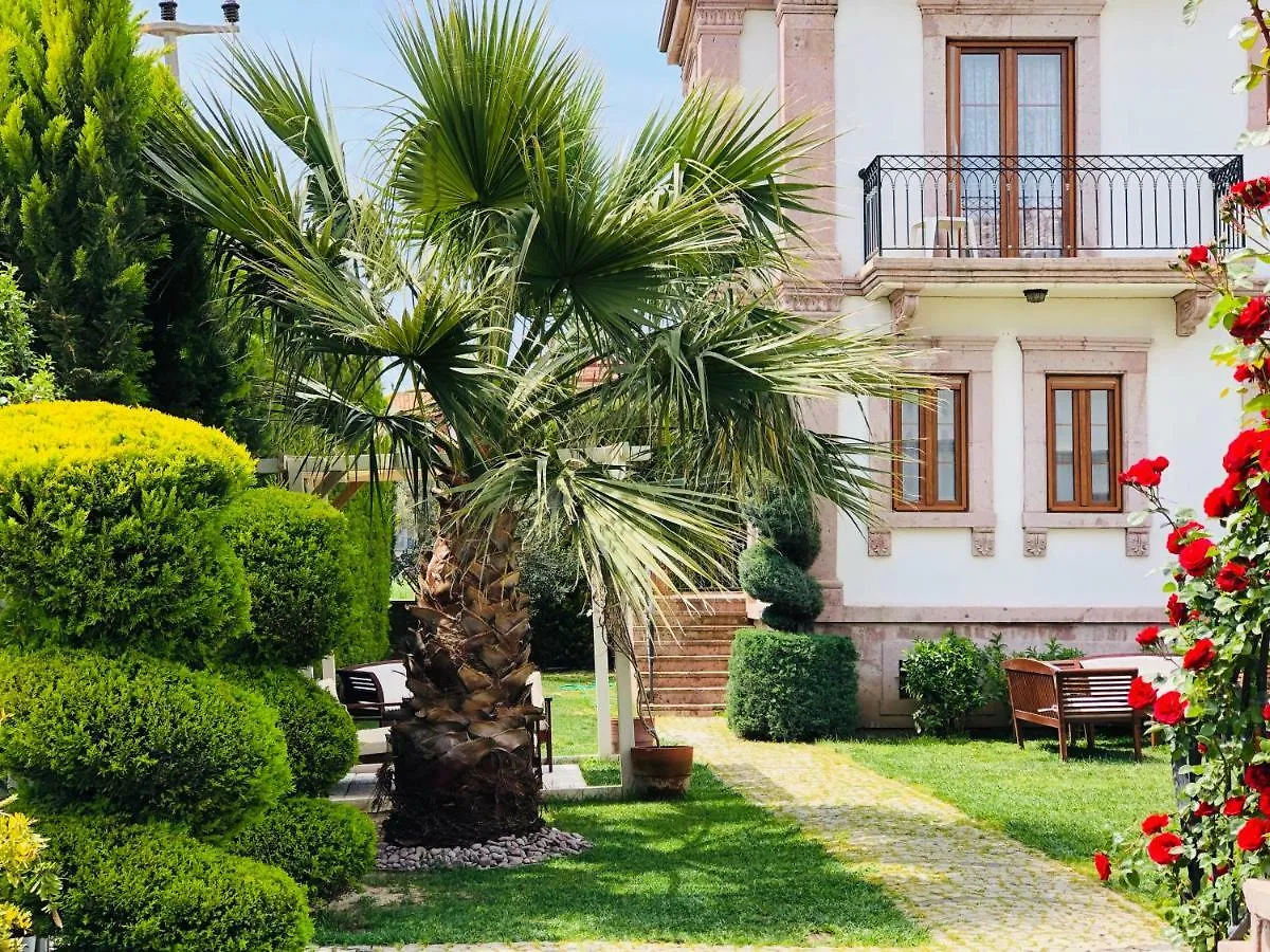 Ayvalı Cunda Vrodi Hotel تركيا