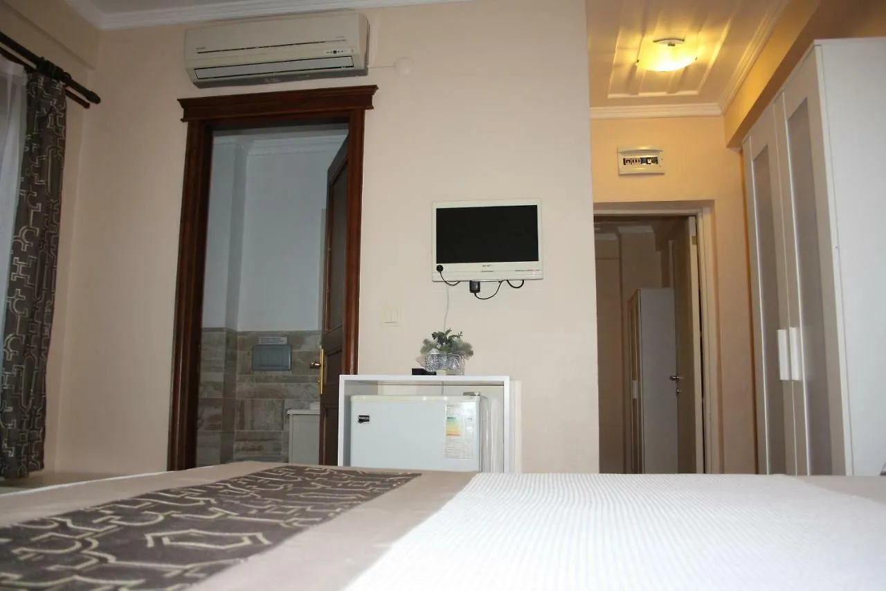 Cunda Vrodi Hotel Ayvalı